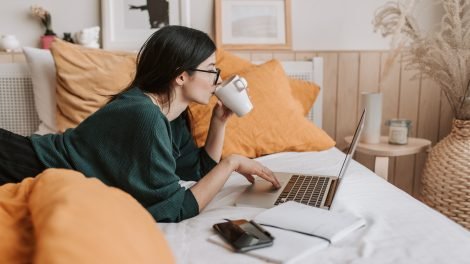 The Pros and Cons of working Remotely