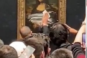 0_mona