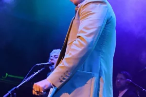 cropped-harry-styles-feb-29-2020-billboard-1548-1583531536-1.webp