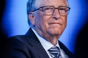Bill Gates directs $20 billion to the foundation and plans to drop from the list of the richest people