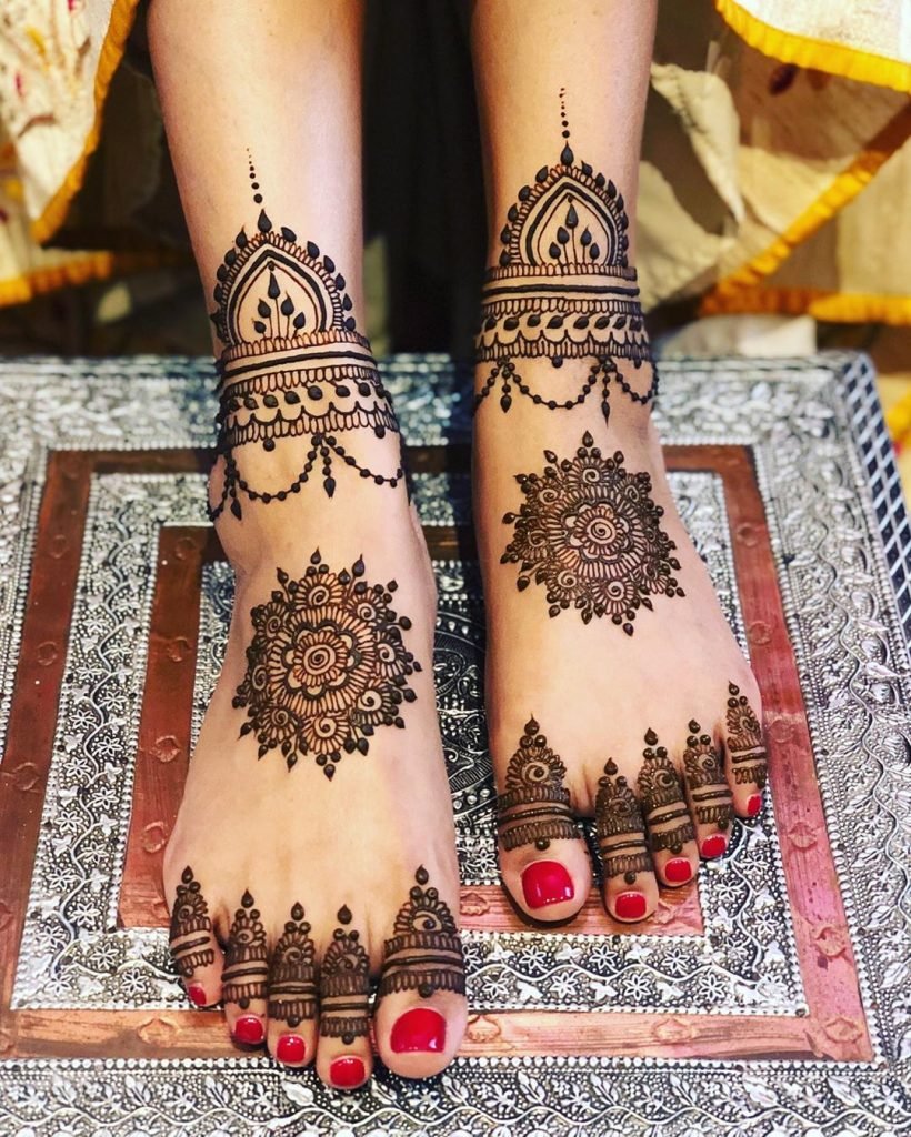 50+ Easiest Mehndi Designs For Beginners - Web Splashers