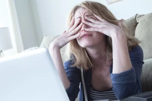 5 Ways Chronic Stress Can Lead To Weight Gain