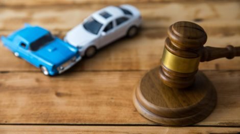 3 Signs You Need a Car Accident Lawyer