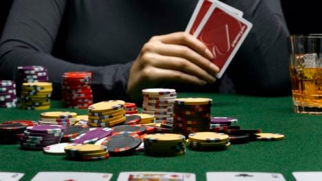 What are the advantages of playing online 3 Patti?