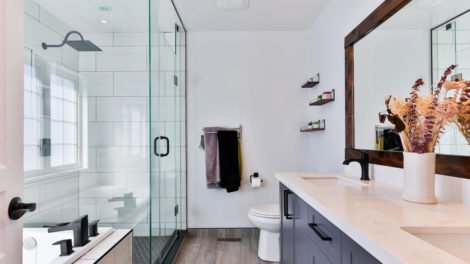 Exploring the Role of Solid Surface Manufacturers in Efficient Bathroom Design and Space Optimization