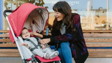 How to Properly Secure Your Baby in a Stroller