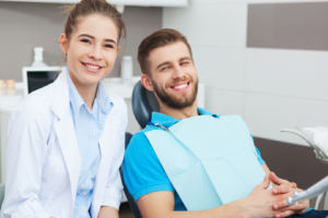 Choosing the Right Family and Cosmetic Dentist: Factors to Consider