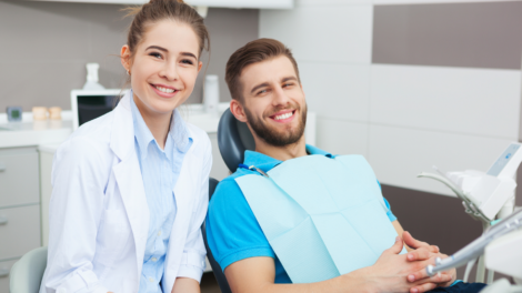 Choosing the Right Family and Cosmetic Dentist: Factors to Consider