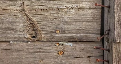 Spot the Signs: When Does Your Deck Need Repair? 
