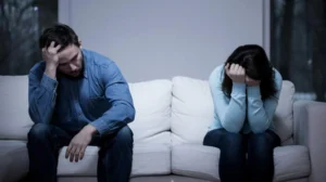 17 Psychological Abuse Examples in Relationships