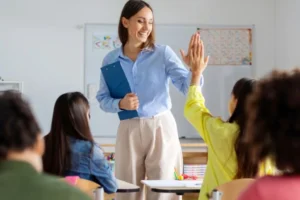 25 Proven Ways to Build Strong Relationships With Students