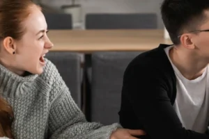 Signs You Are in an Emotionally Manipulative Relationship