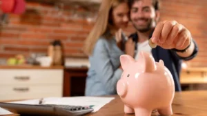 18 Frugal Lifestyle Hacks To Save Money Every Month