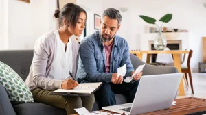 Budgeting Mistakes That Are Quietly Keeping You Broke