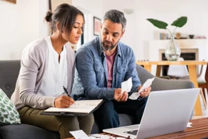 Budgeting Mistakes That Are Quietly Keeping You Broke