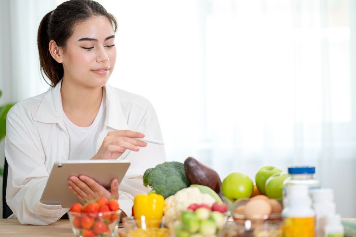 10 Best Probiotic Foods for Women for Gut & Hormone Health