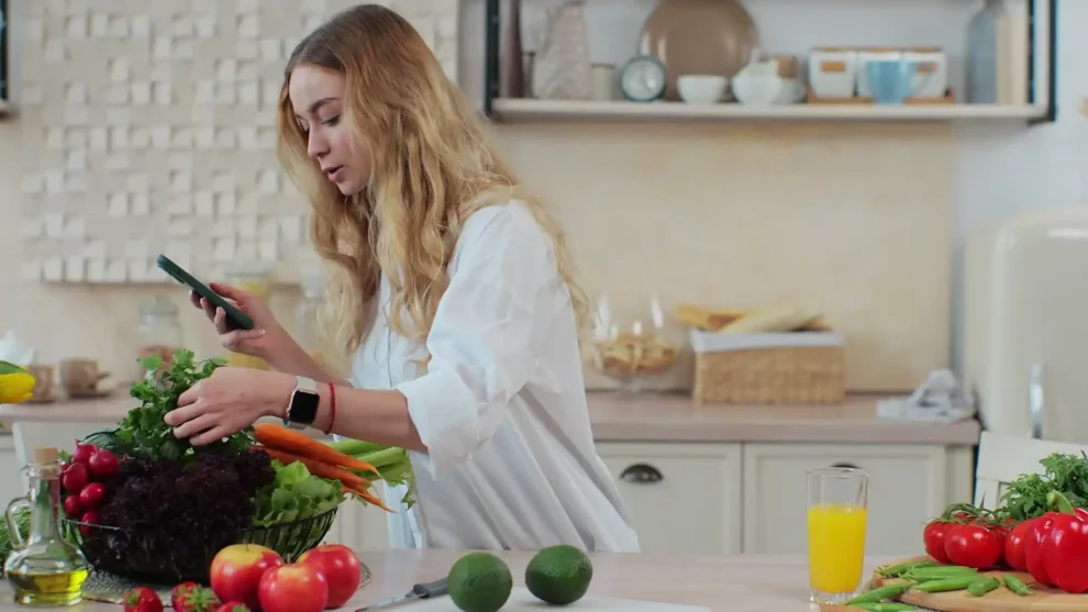 Free 7-Day Macro Meal Plan for Fat Loss (Beginner-Friendly + Grocery List for Women)