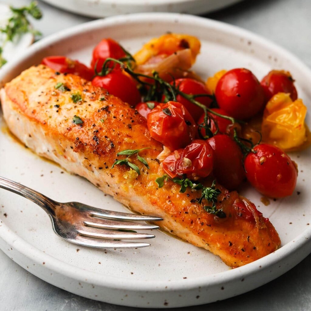  Salmon with Roasted Cherry Tomatoes