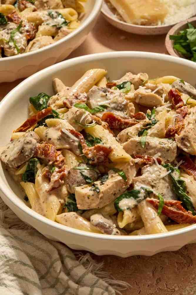 Crock-Pot Creamy Chicken Pasta