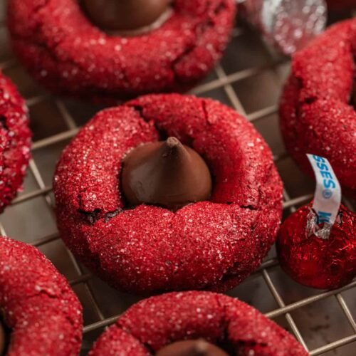 Red Velvet Blossom Cookies