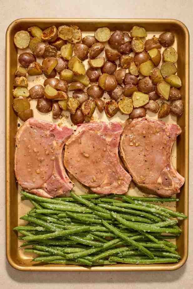 Sheet Pan Pork Chops
