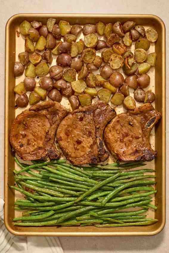 Sheet Pan Pork Chops
