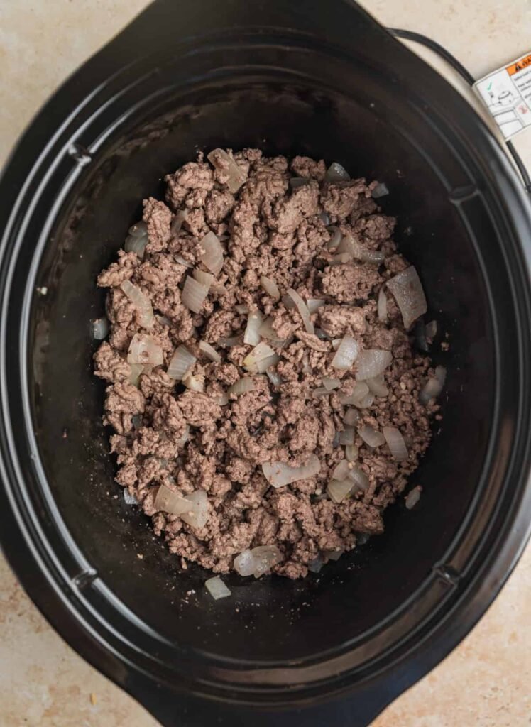 Simple Slow Cooker Chili Recipe (No Beans)