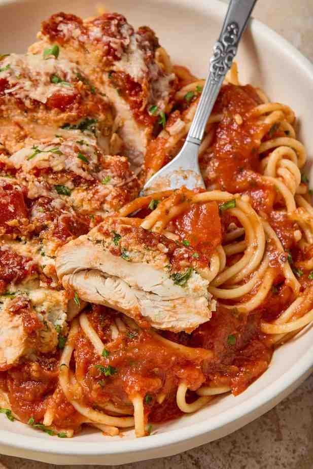 Simple Baked Spinach Ricotta Chicken