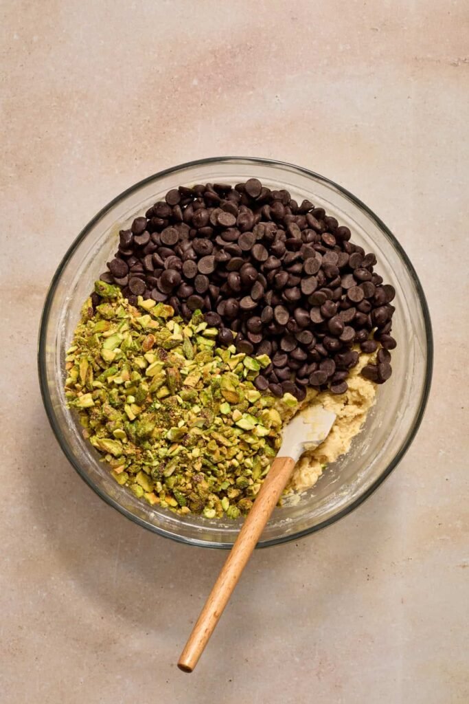 Pistachio Chocolate Chip Cookies