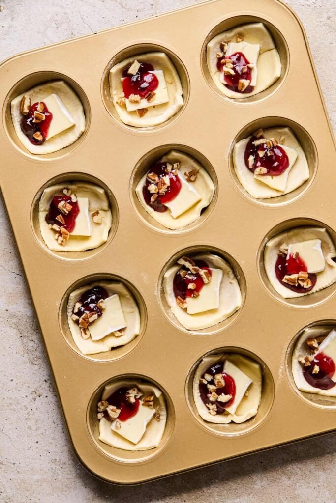 Puff Pastry Brie Bites
