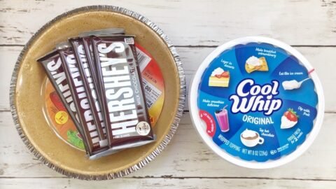 3 Ingredient No-Bake Hershey’s Pie
