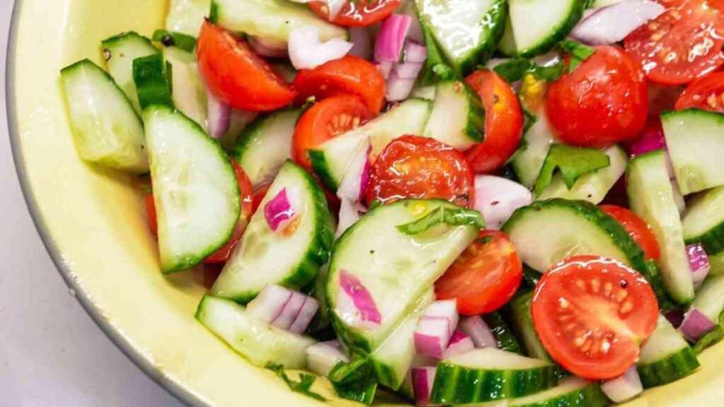 Cottage Cheese with Cucumber and Cherry Tomatoes