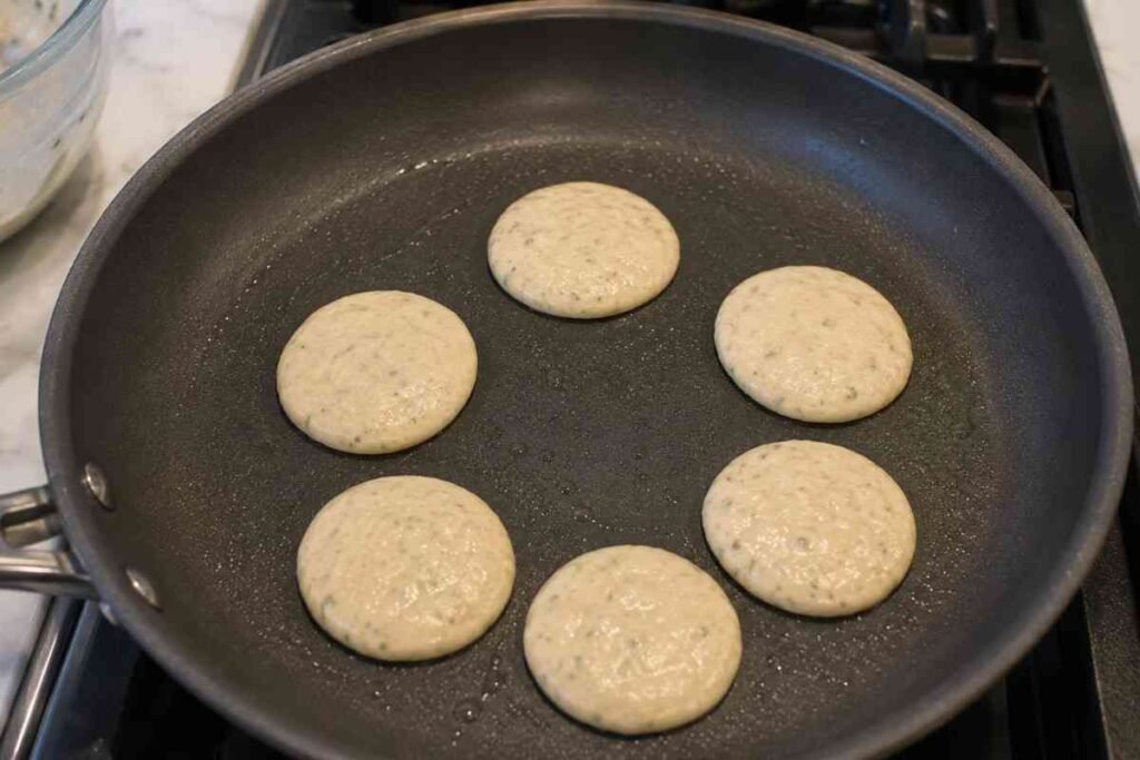 Healthy Banana Oatmeal Pancakes