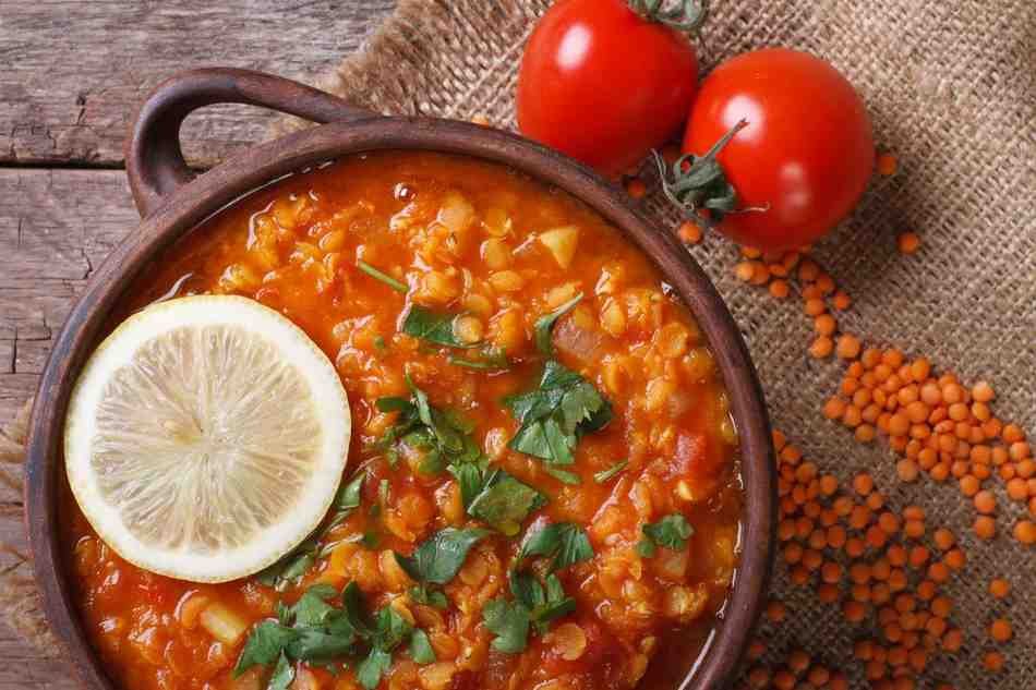 Spiced Red Lentil & Tomato Soup