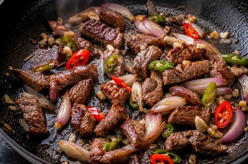 Spicy Thai Basil Chicken (Pad Krapow Gai)
