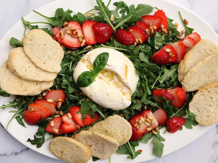Strawberry Burrata Salad