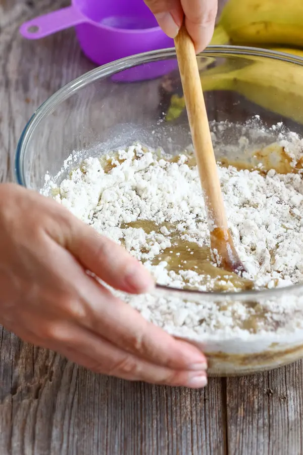 Best Homemade Walnut Banana Bread