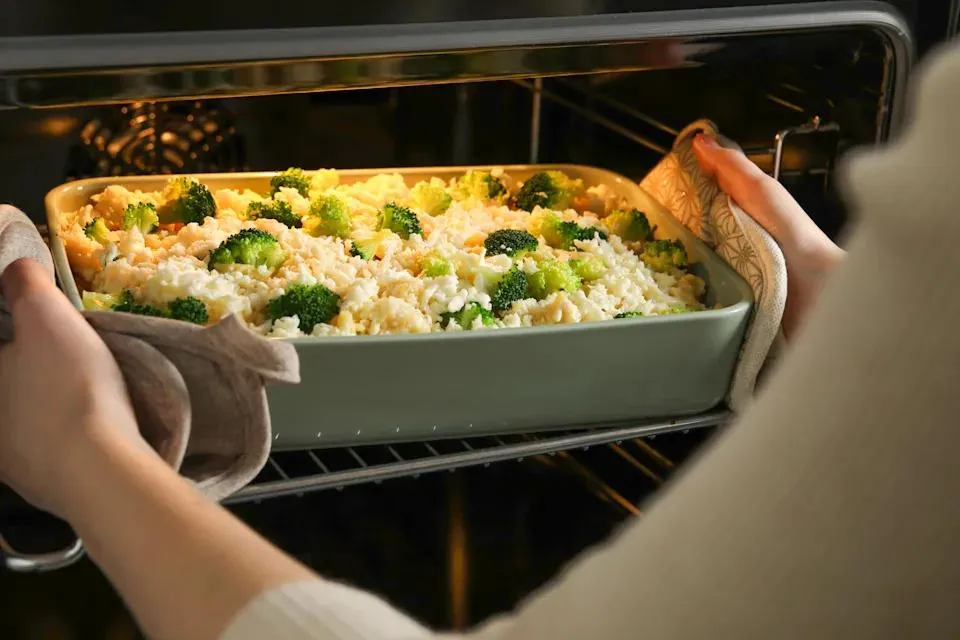 Cheesy Broccoli Chicken and Rice Casserole