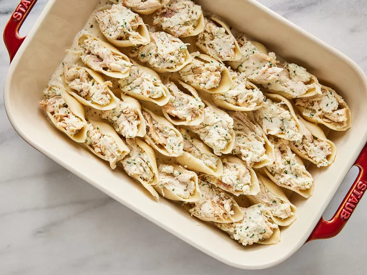 Chicken Alfredo Stuffed Shells
