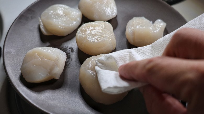 Easy Scallops with Sweet Corn