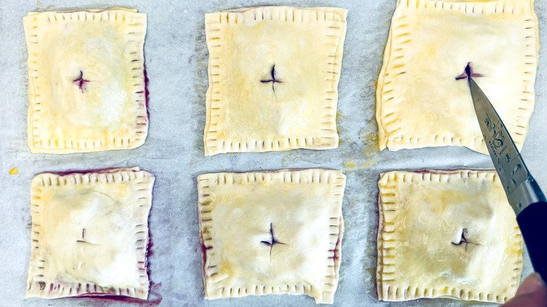 Easy and Delicious Peach Blueberry Cream Cheese Pastry