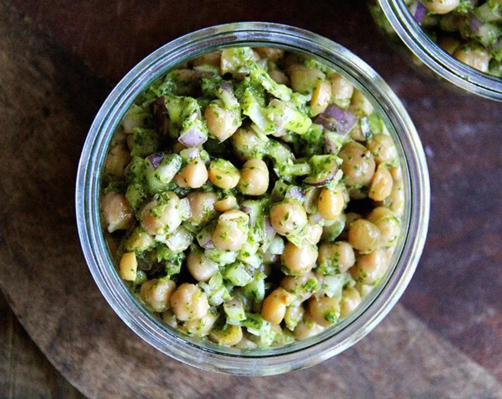 Smashed Chickpea & Avocado Salad Sandwich