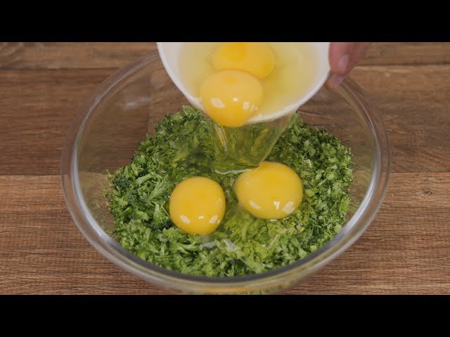 Cheesy and Delicious Crispy Broccoli and Cheese Balls