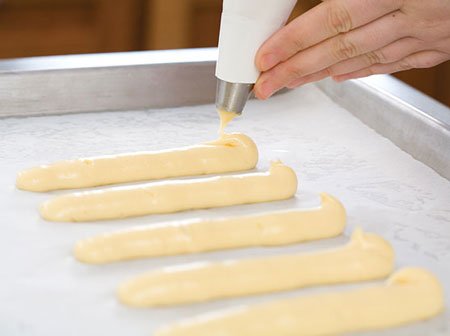 Custard Eclairs