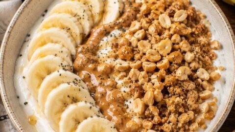 Easy Banana Peanut Crunch Bowl – Crunchy and Delicious