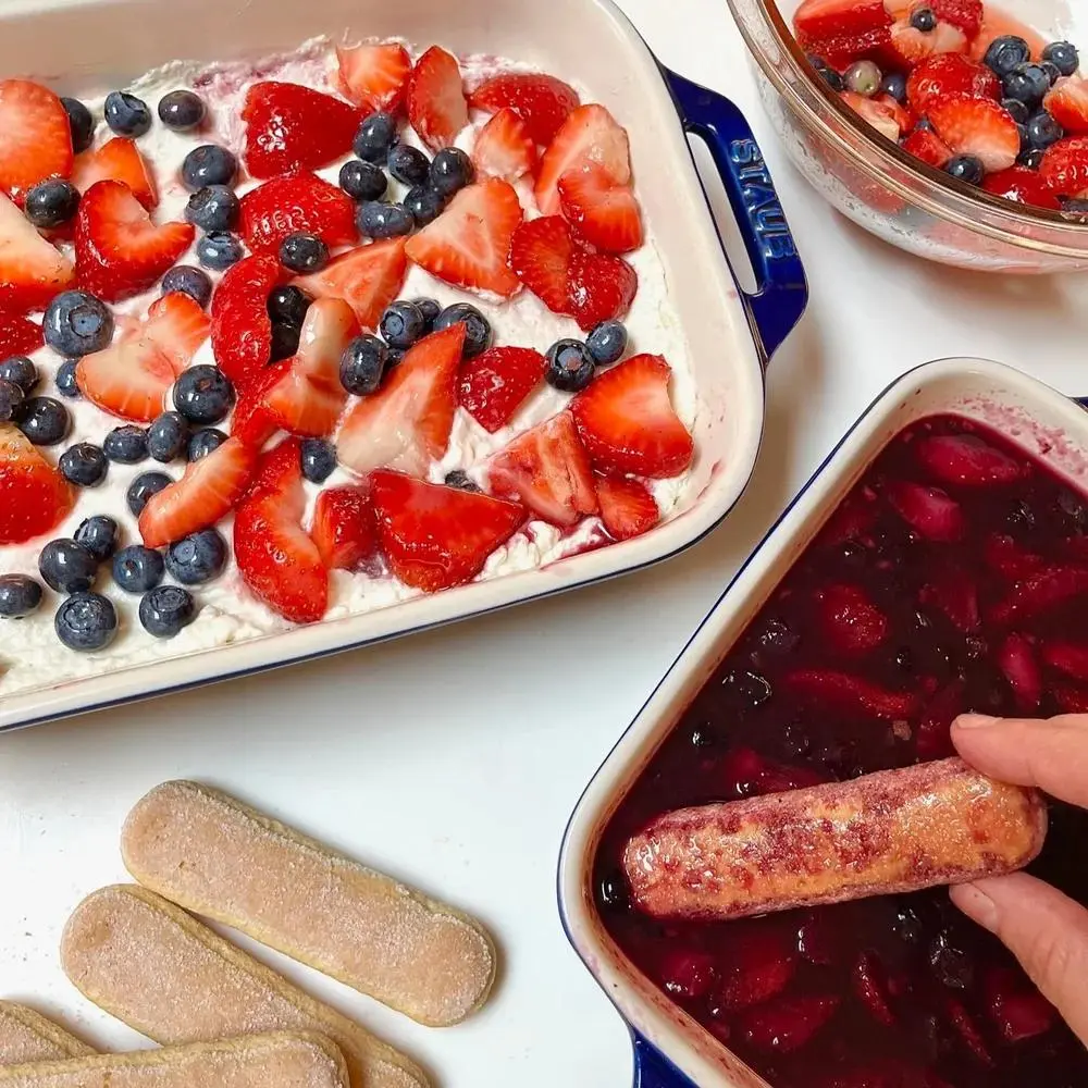 Easy Berry Chantilly Tiramisu