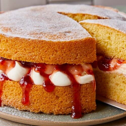 Easy Caramel Sponge Cake