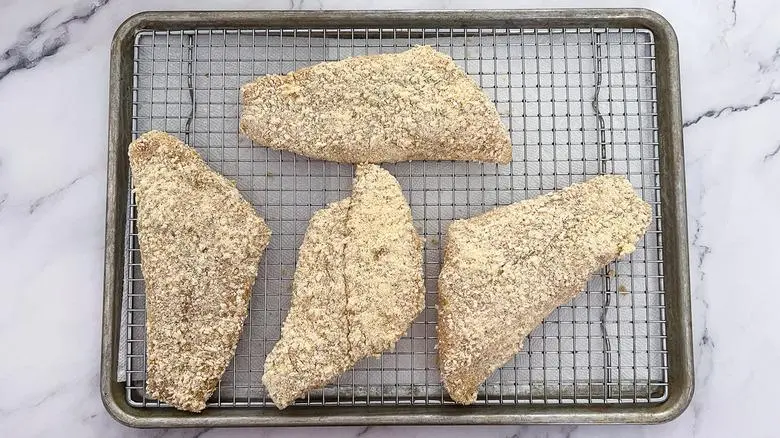 Easy Louisiana Fried Catfish – Golden and Flavorful
