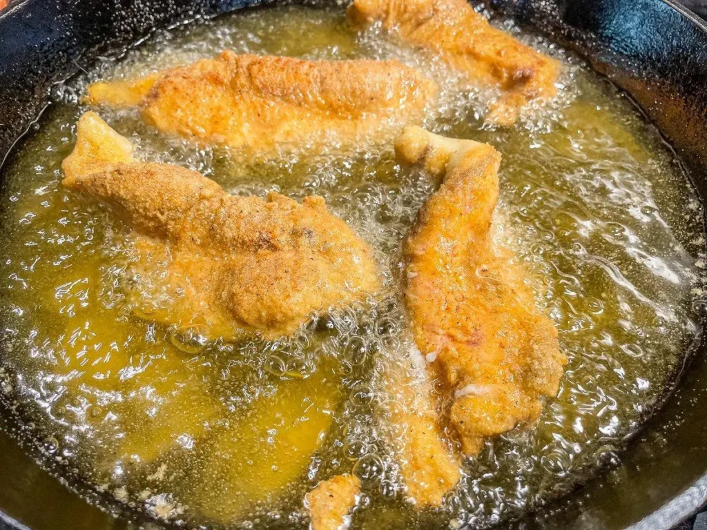 Easy Louisiana Fried Catfish – Golden and Flavorful