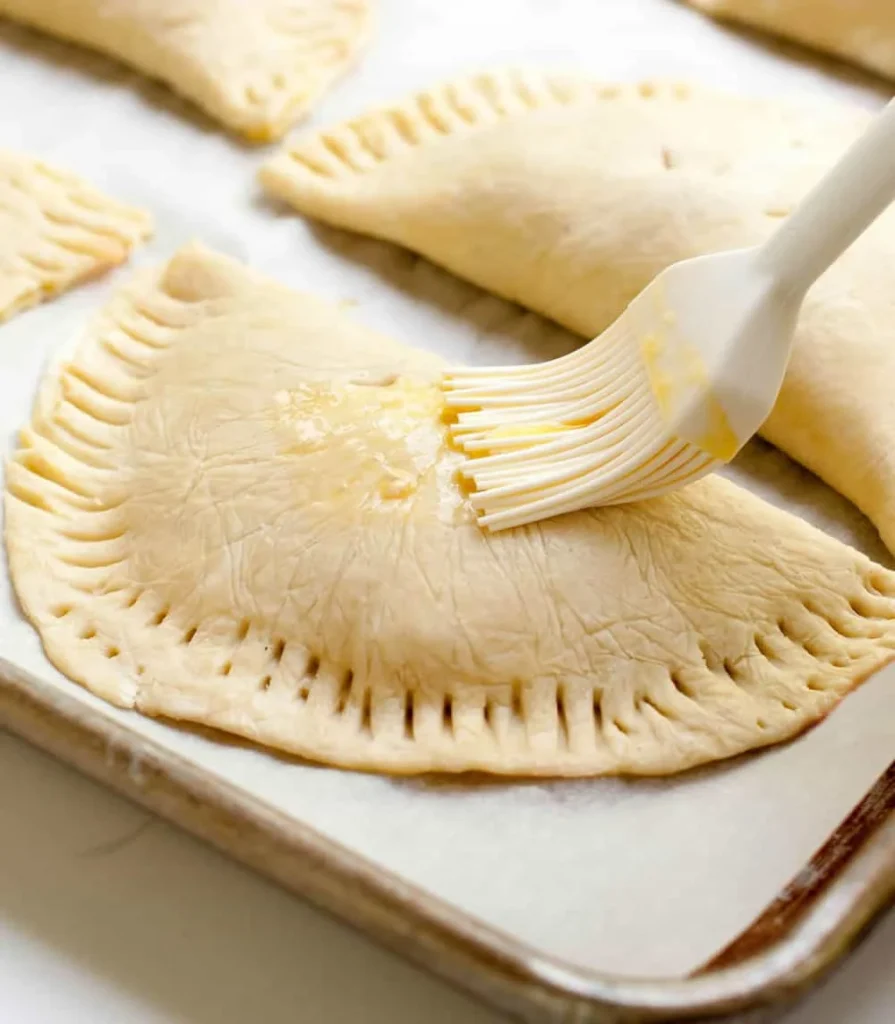 Easy and Crispy Cheesy Pizza Pockets